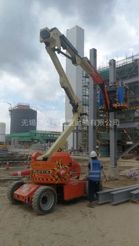 曲臂车登高车高空作业平台租赁应用于建筑工地